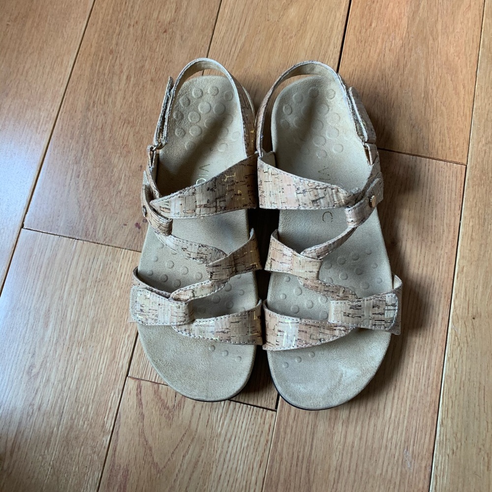 Vionic sandal 8